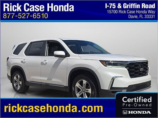 2024 Honda Pilot EX-L w/Rear Captain's Chairs