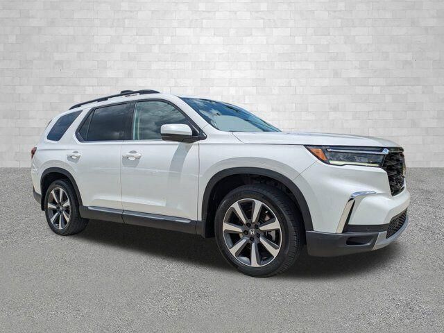 2023 Honda Pilot Touring