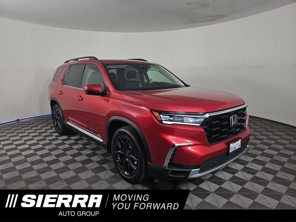 2025 Honda Pilot 2WD Touring w/HPD Wheels — photo 1 of 7