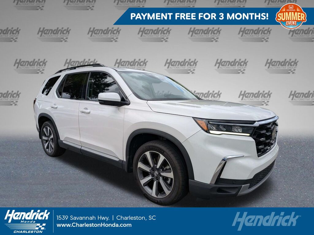2023 Honda Pilot 2WD TRG — photo 1 of 7