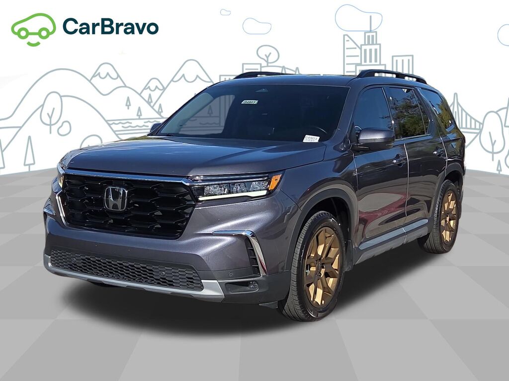 2024 Honda Pilot Touring — photo 1 of 7