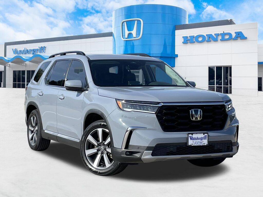 2024 Honda Pilot 2WD TRG — photo 1 of 7