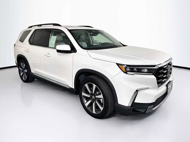 2025 Honda Pilot 2WD Touring
