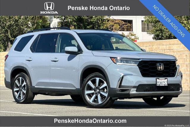 2025 Honda Pilot 2WD Touring