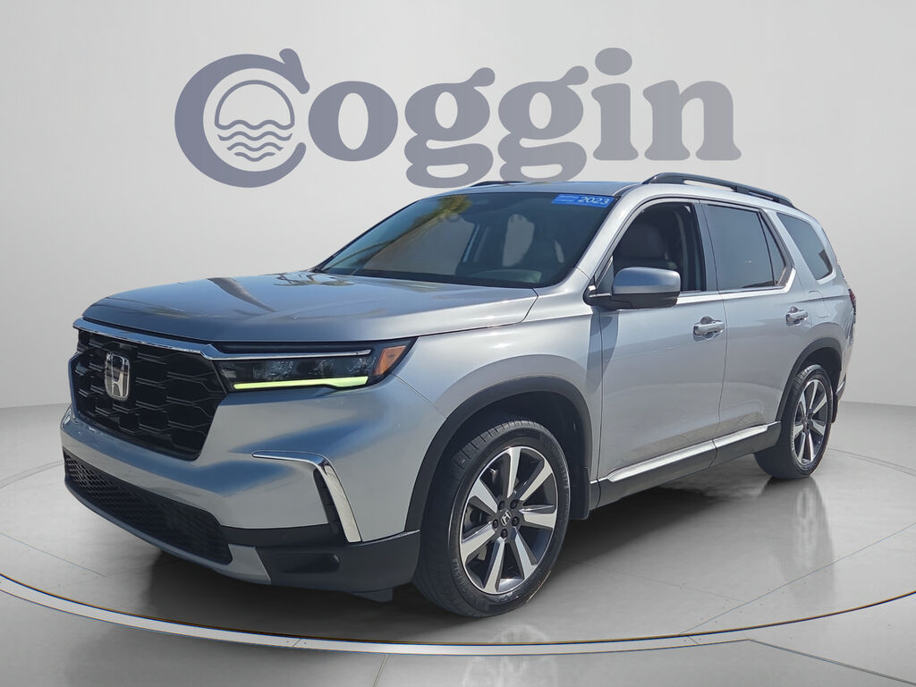 2023 Honda Pilot 2WD TRG — photo 1 of 7