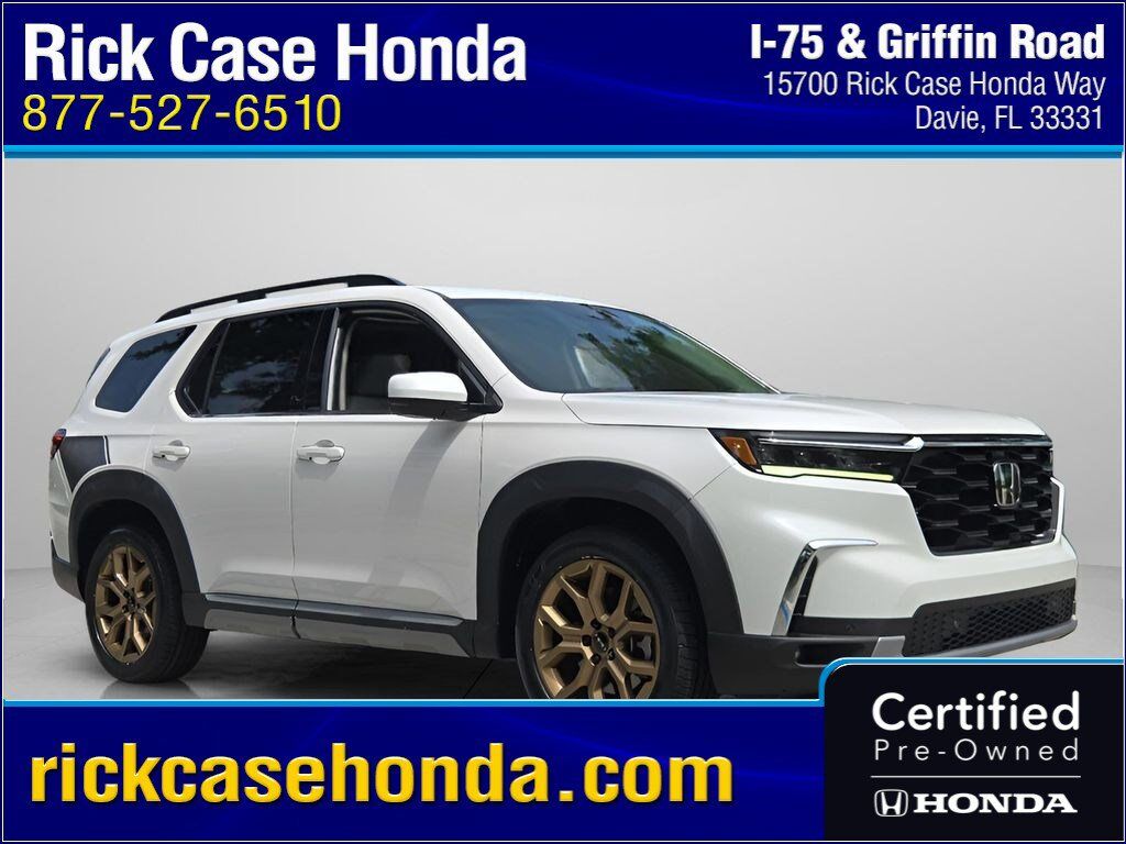2023 Honda Pilot 2WD TRG — photo 1 of 7