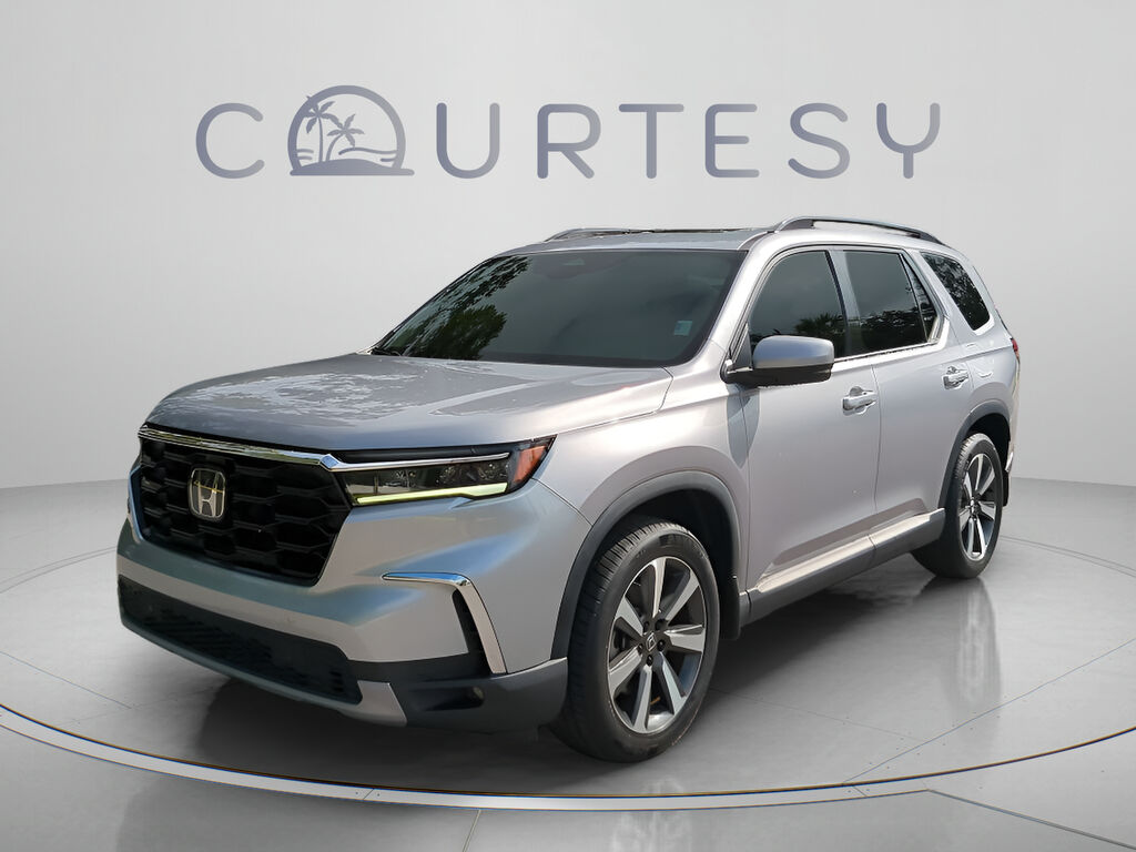 2024 Honda Pilot 2WD TRG — photo 1 of 7
