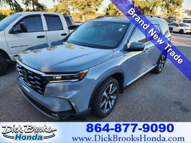 2025 Honda Pilot Touring