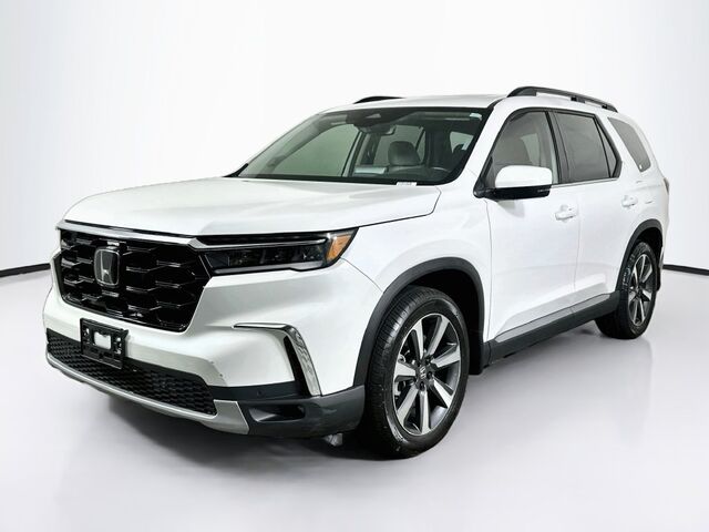 2025 Honda Pilot 2WD Touring