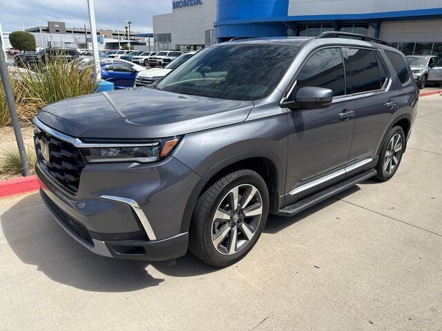 2025 Honda Pilot 2WD Touring