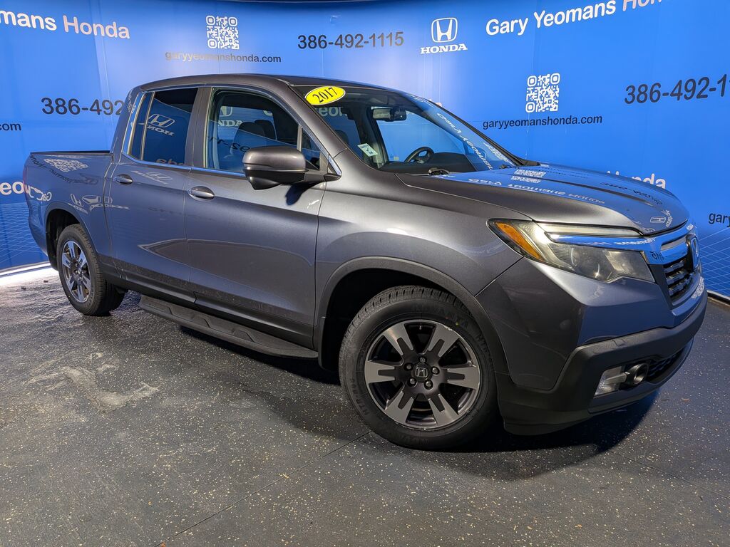 2017 Honda Ridgeline 2WD RTL-T — photo 1 of 7