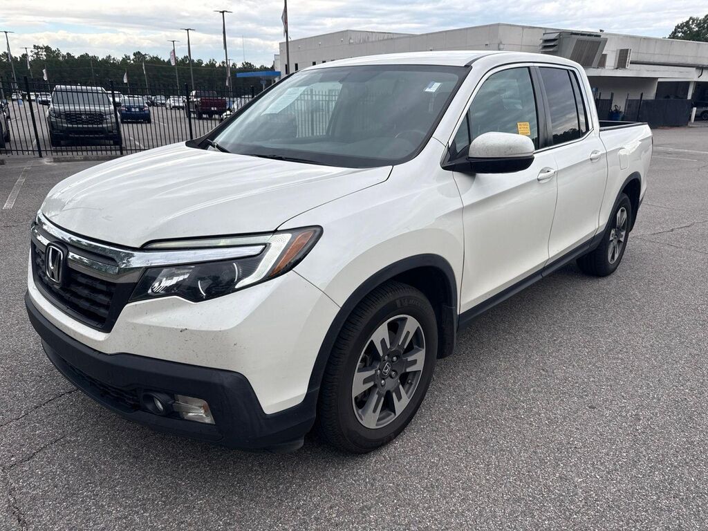 2017 Honda Ridgeline RTL-T — photo 1 of 27