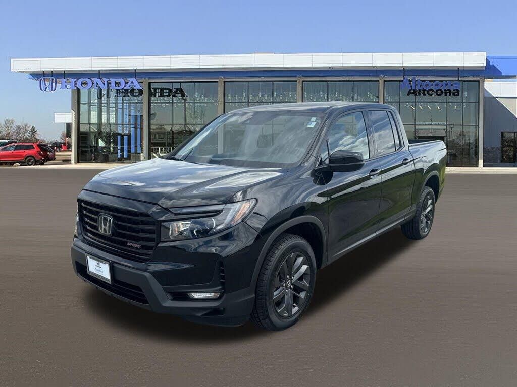 2023 Honda Ridgeline Sport — photo 1 of 1