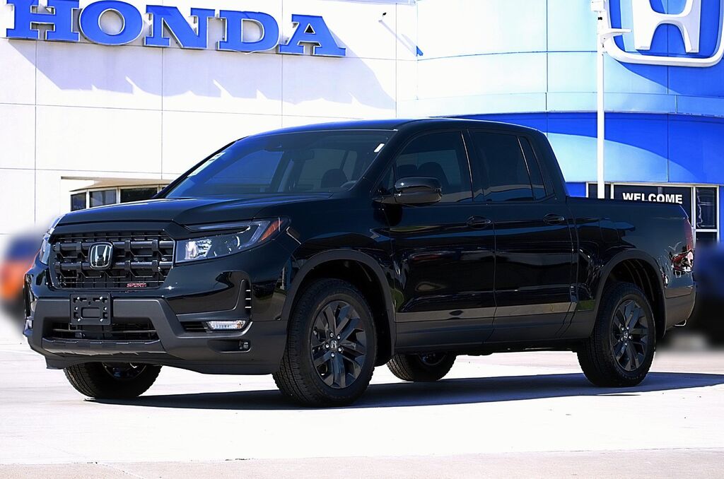 2025 Honda Ridgeline Sport — photo 1 of 7
