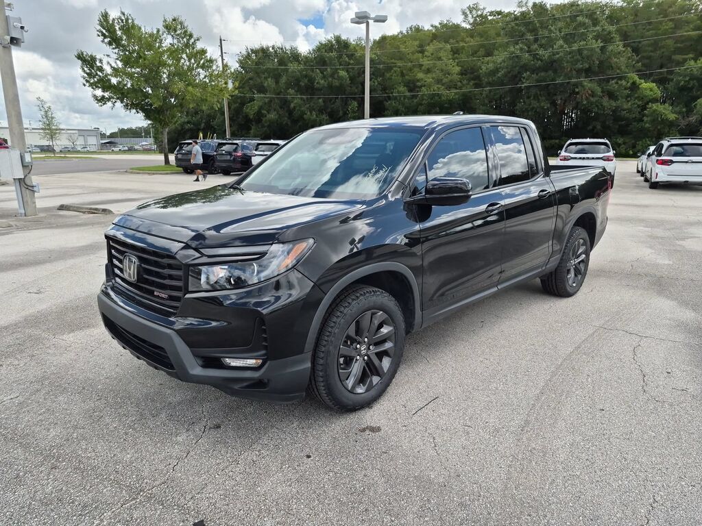 2023 Honda Ridgeline AWD SPORT — photo 1 of 7