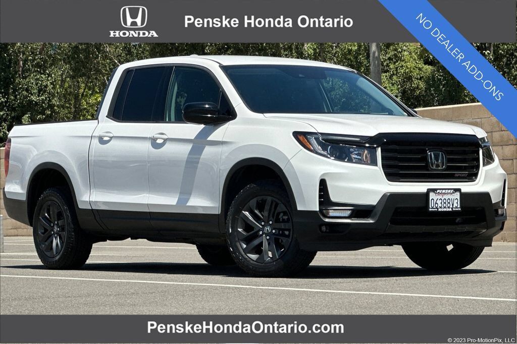 2023 Honda Ridgeline AWD SPORT — photo 1 of 7