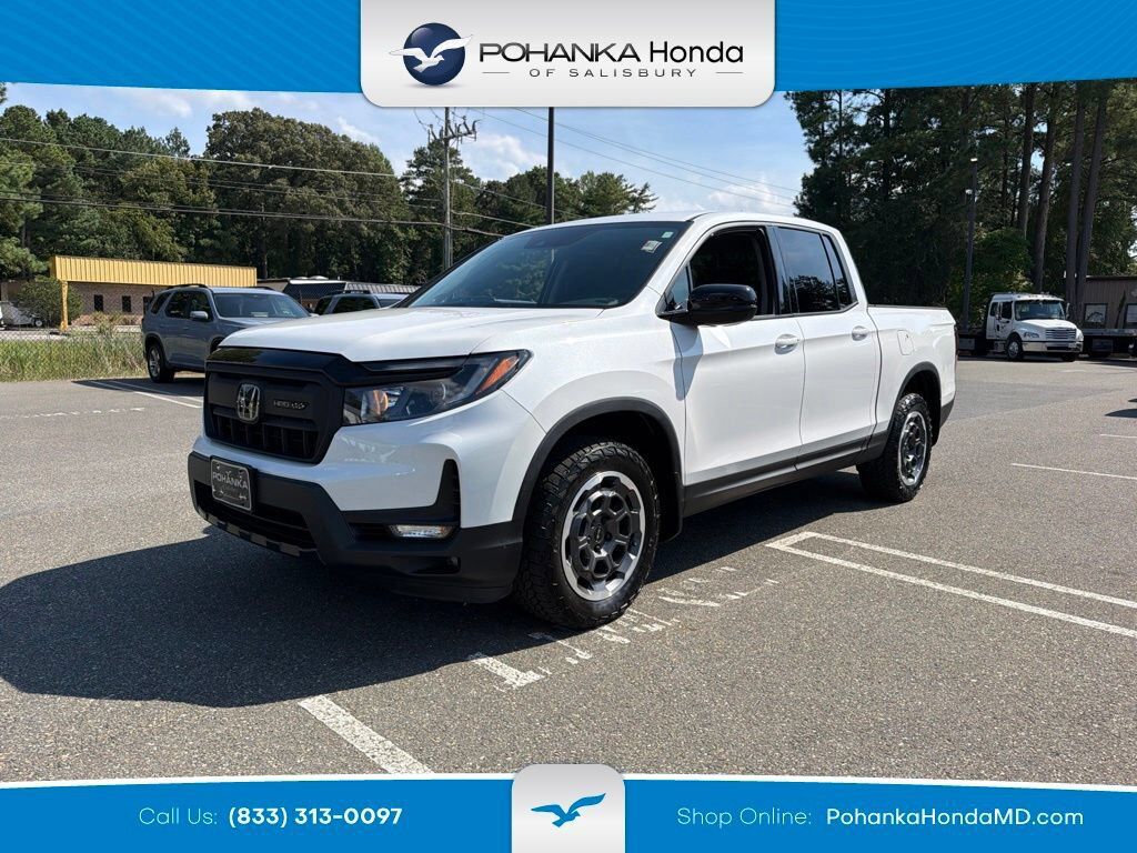 2024 Honda Ridgeline AWD SPORT — photo 1 of 7