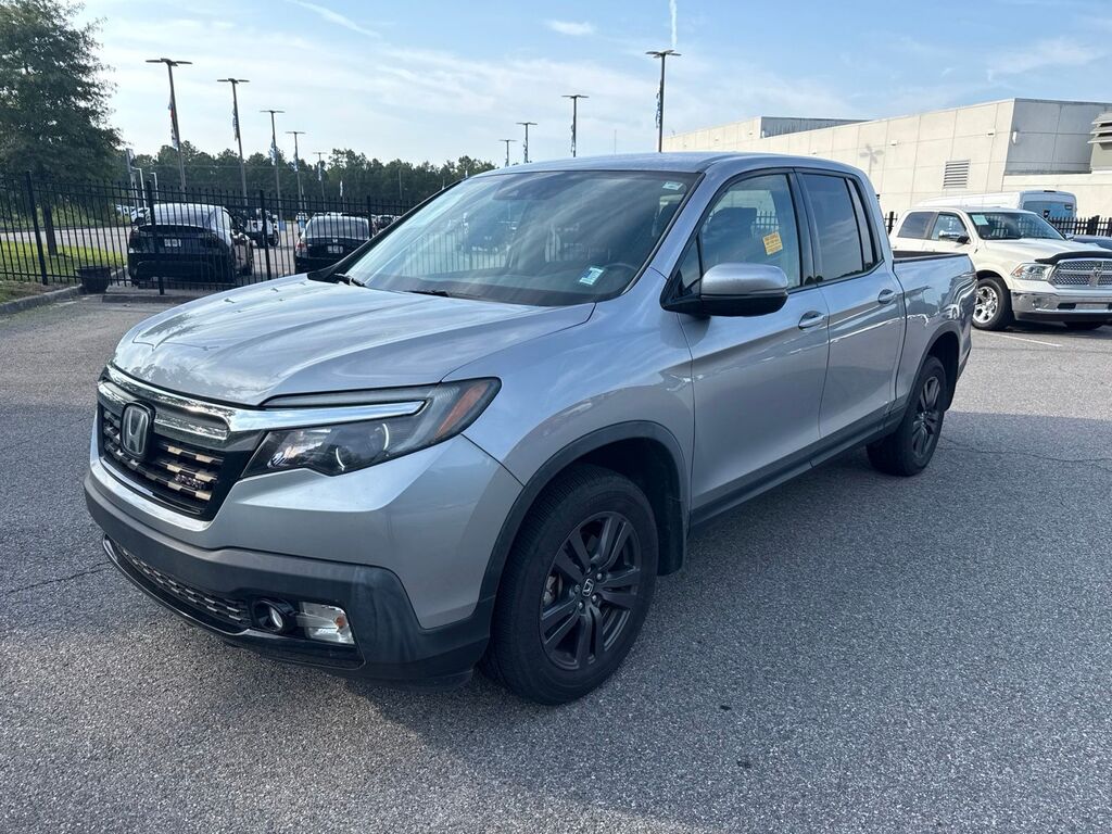 2020 Honda Ridgeline Sport — photo 1 of 7