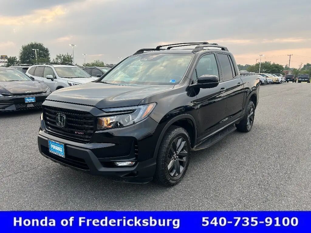 2023 Honda Ridgeline Sport — photo 1 of 13