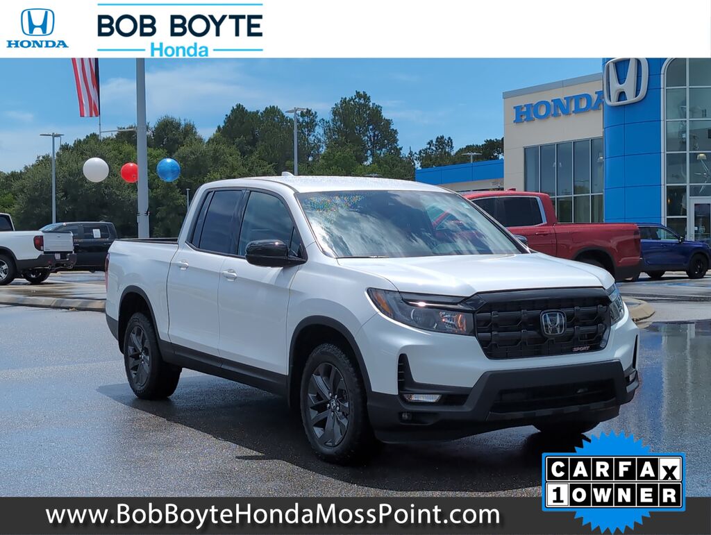 2025 Honda Ridgeline AWD SPORT — photo 1 of 7