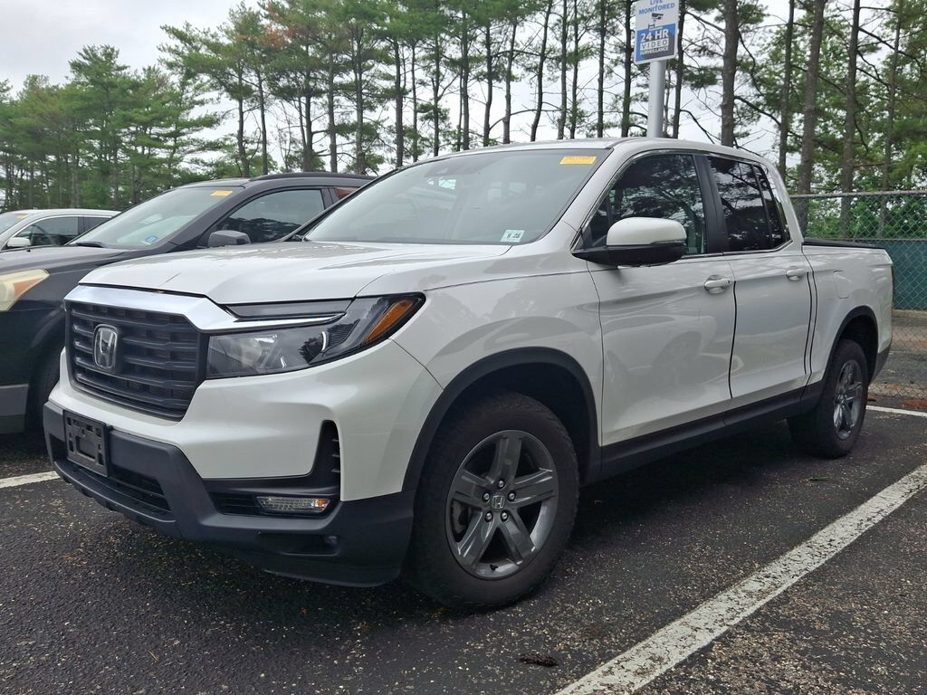 2023 Honda Ridgeline AWD RTL — photo 1 of 1