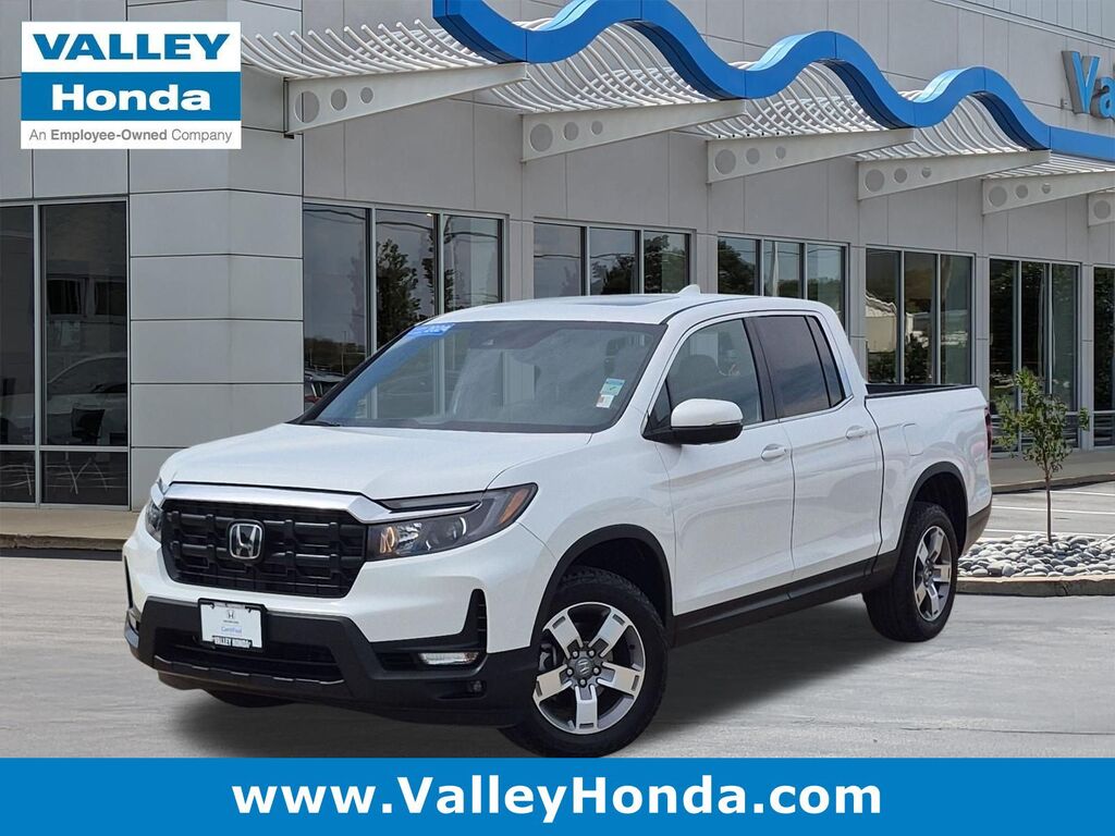 2024 Honda Ridgeline AWD RTL — photo 1 of 7