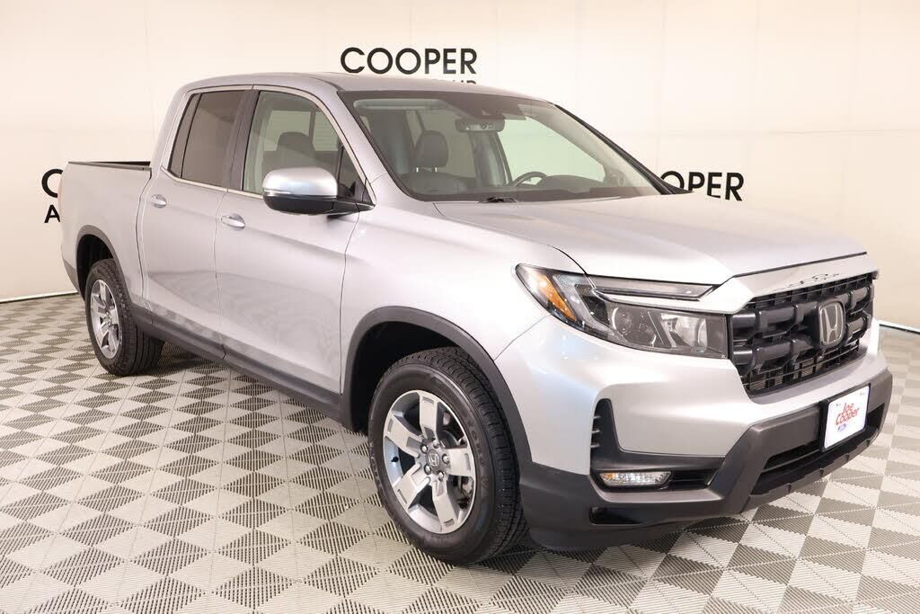 2025 Honda Ridgeline RTL — photo 1 of 1