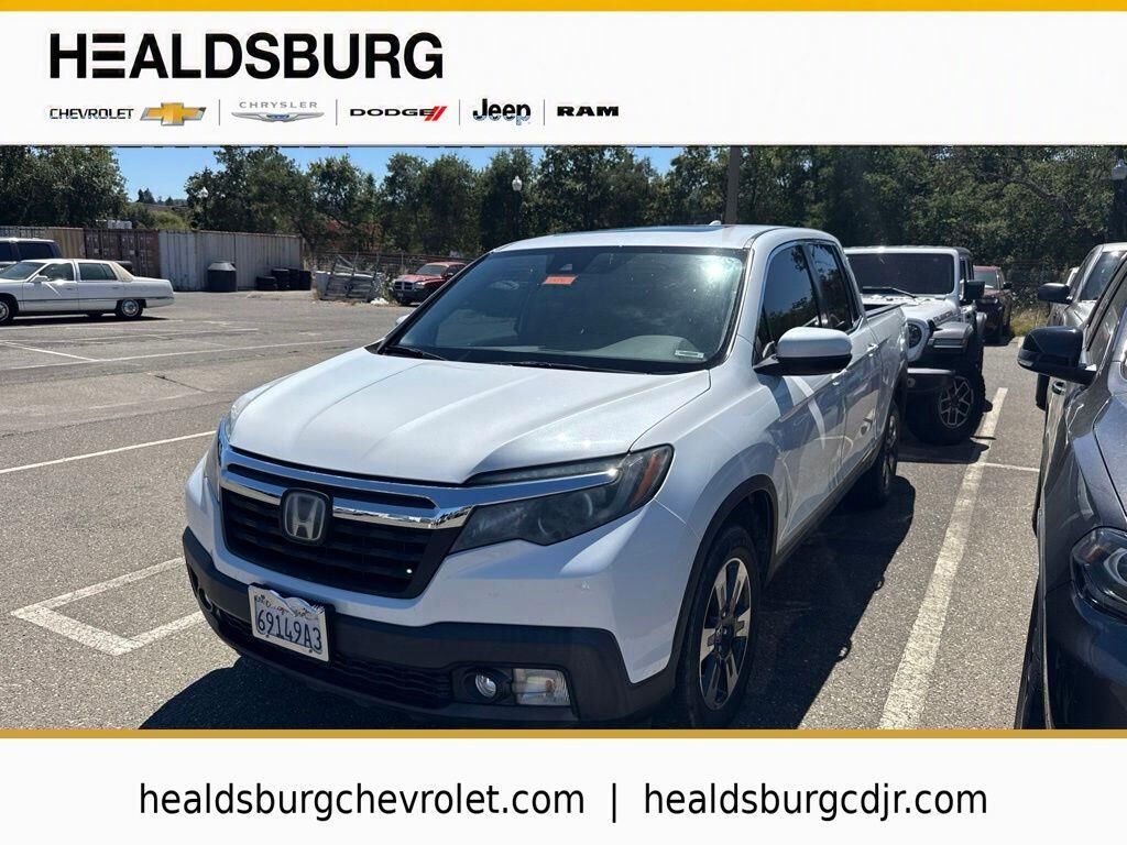 2020 Honda Ridgeline RTL — photo 1 of 26