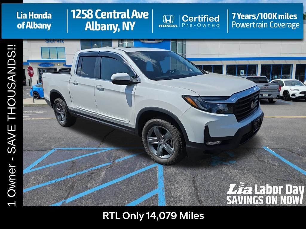 2023 Honda Ridgeline AWD RTL — photo 1 of 7