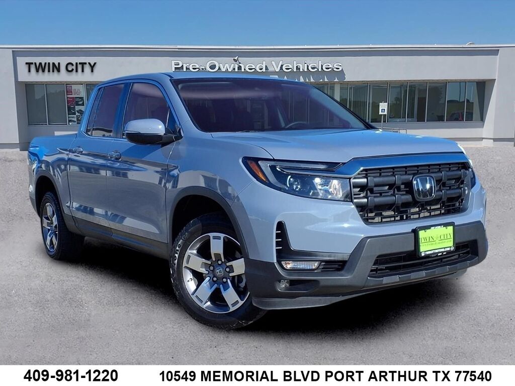2024 Honda Ridgeline AWD RTL — photo 1 of 7