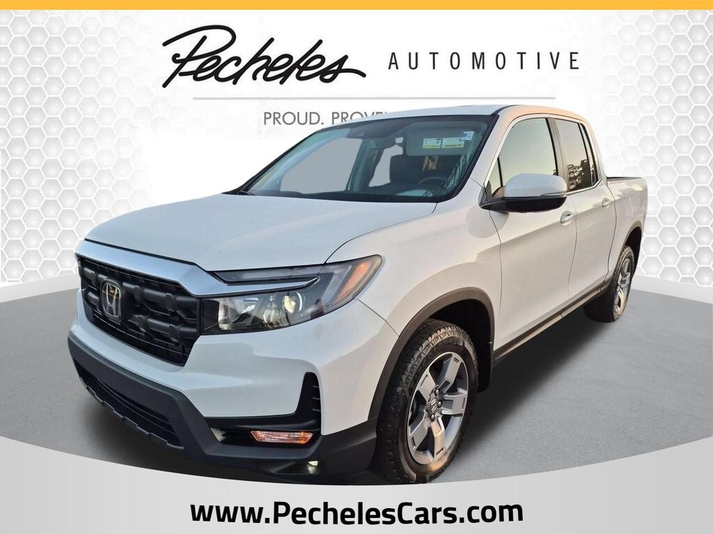 2025 Honda Ridgeline AWD RTL — photo 1 of 7