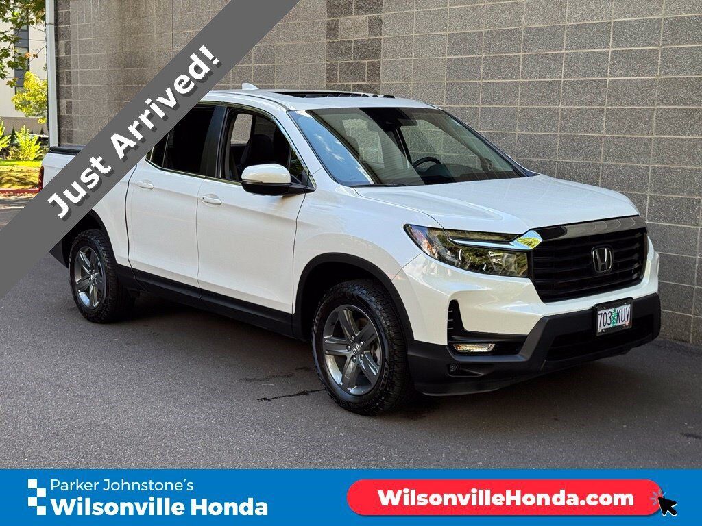 2023 Honda Ridgeline AWD RTL — photo 1 of 7