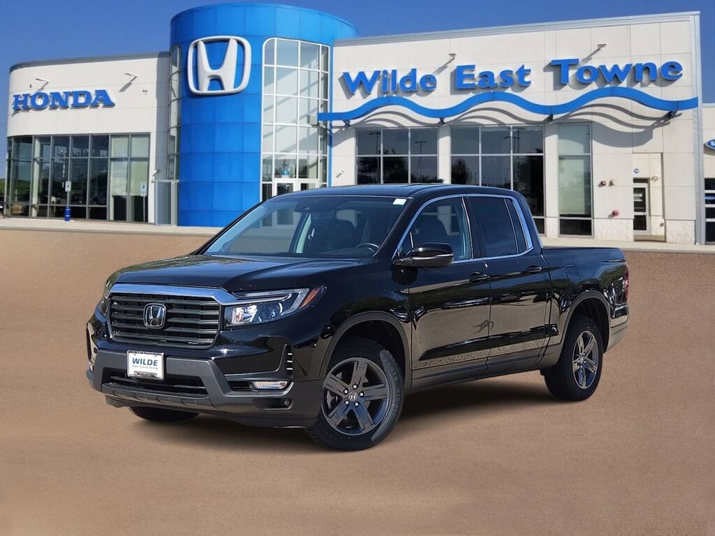 2023 Honda Ridgeline AWD RTL — photo 1 of 7