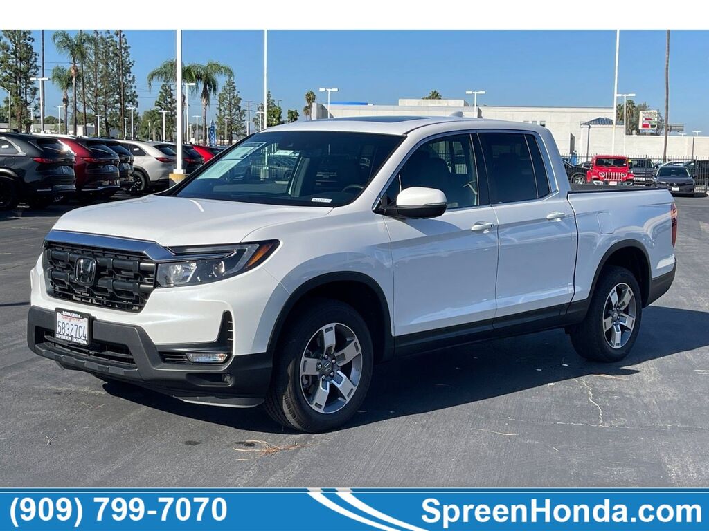 2024 Honda Ridgeline AWD RTL — photo 1 of 7