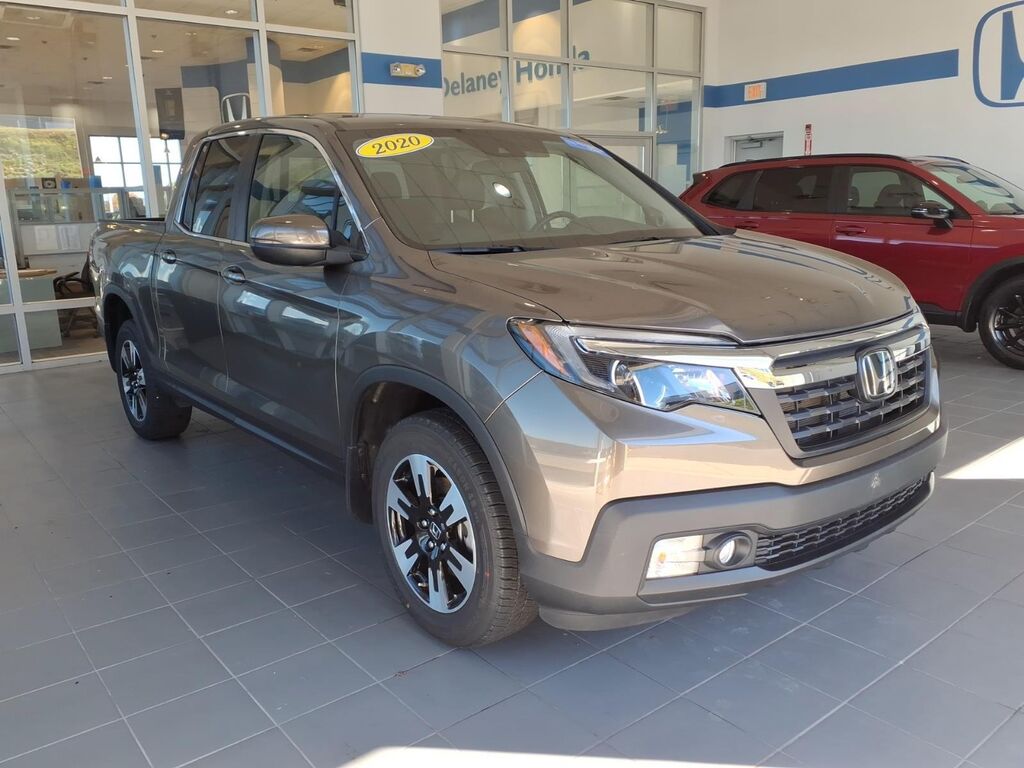 2020 Honda Ridgeline RTL — photo 1 of 13