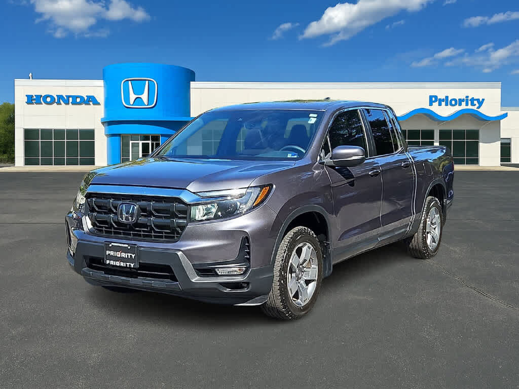 2024 Honda Ridgeline AWD RTL — photo 1 of 7
