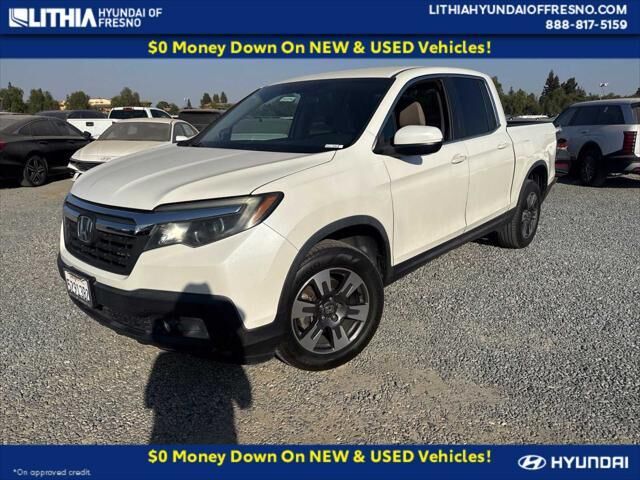 2017 Honda Ridgeline RTL — photo 1 of 13