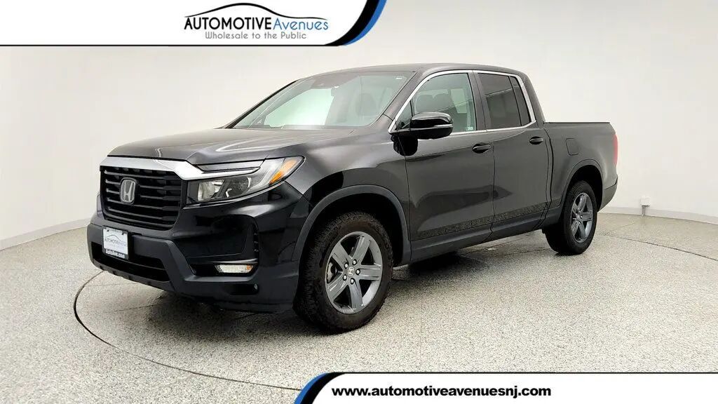 2023 Honda Ridgeline RTL — photo 1 of 1