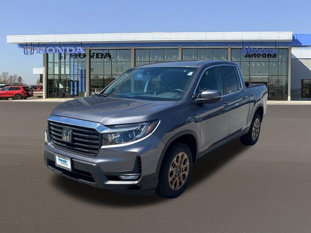2023 Honda Ridgeline RTL — photo 1 of 1