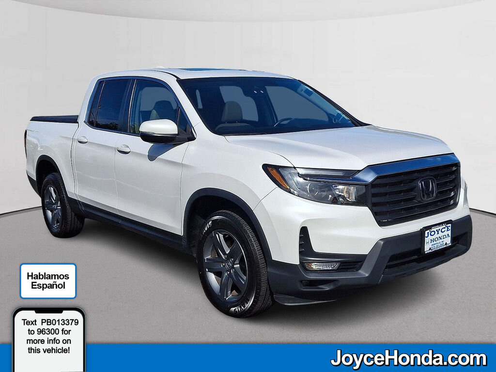 2023 Honda Ridgeline AWD RTL — photo 1 of 7
