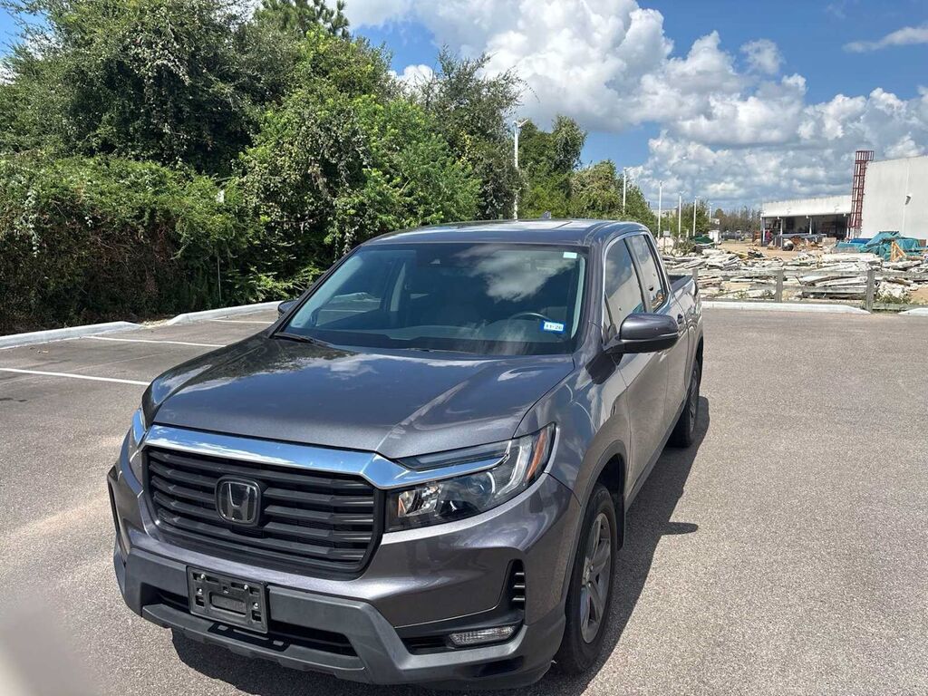 2023 Honda Ridgeline AWD RTL — photo 1 of 7