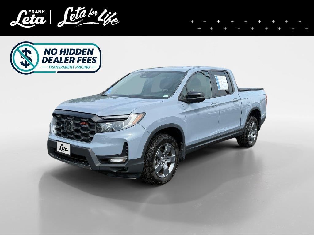 2025 Honda Ridgeline TrailSport — photo 1 of 13