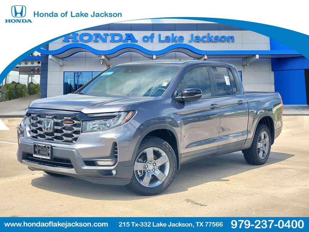 2024 Honda Ridgeline TrailSport — photo 1 of 13