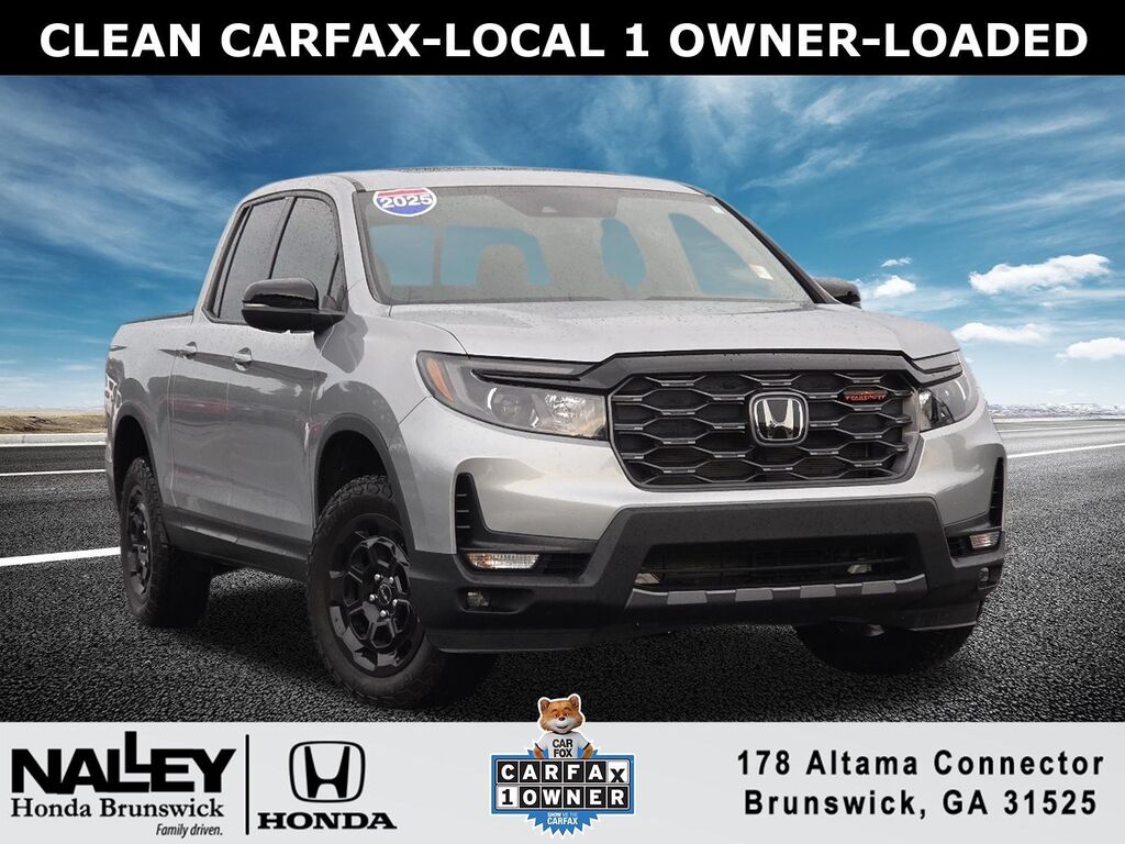 2025 Honda Ridgeline TrailSport — photo 1 of 13