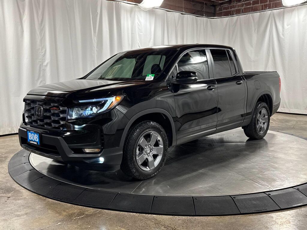 2024 Honda Ridgeline TrailSport — photo 1 of 13