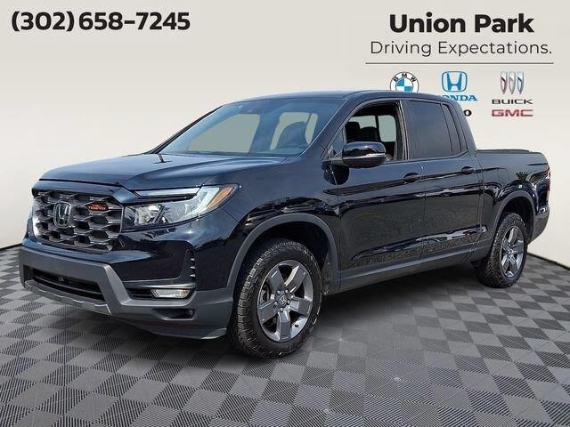 2024 Honda Ridgeline TrailSport — photo 1 of 13