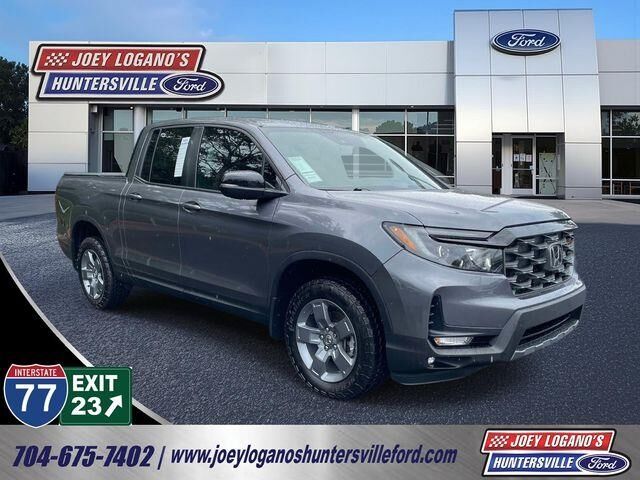 2025 Honda Ridgeline TrailSport — photo 1 of 6