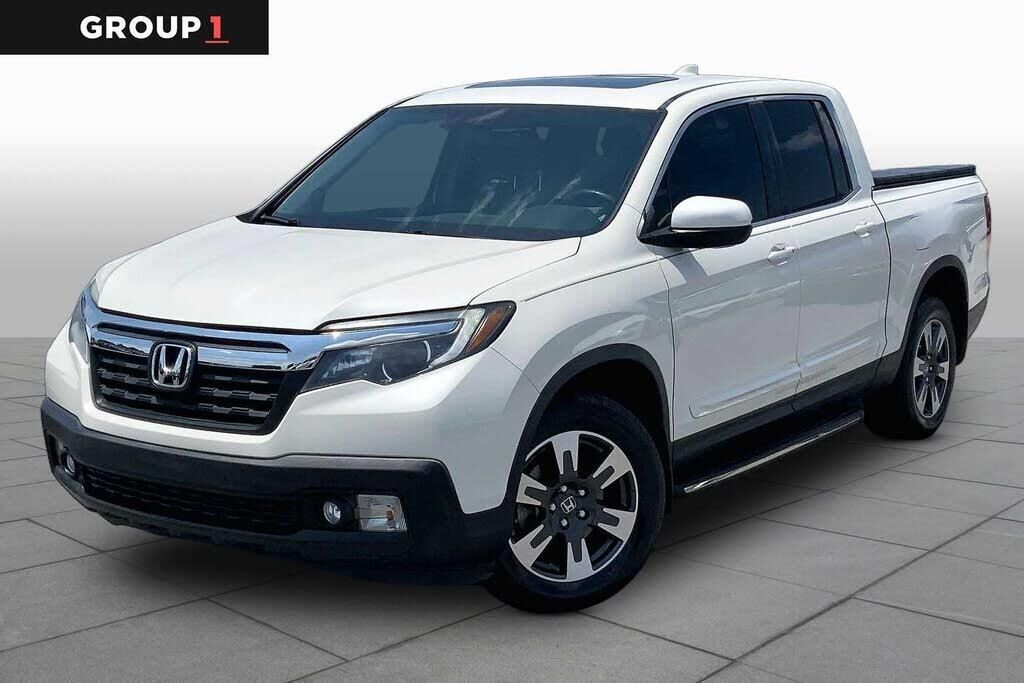 2019 Honda Ridgeline RTL-T — photo 1 of 7