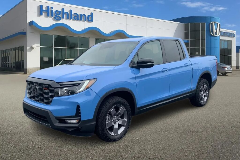 2024 Honda Ridgeline TrailSport — photo 1 of 13