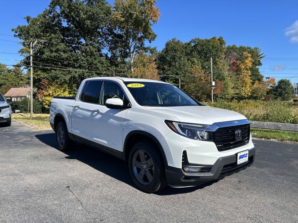 2023 Honda Ridgeline AWD RTL-E — photo 1 of 7